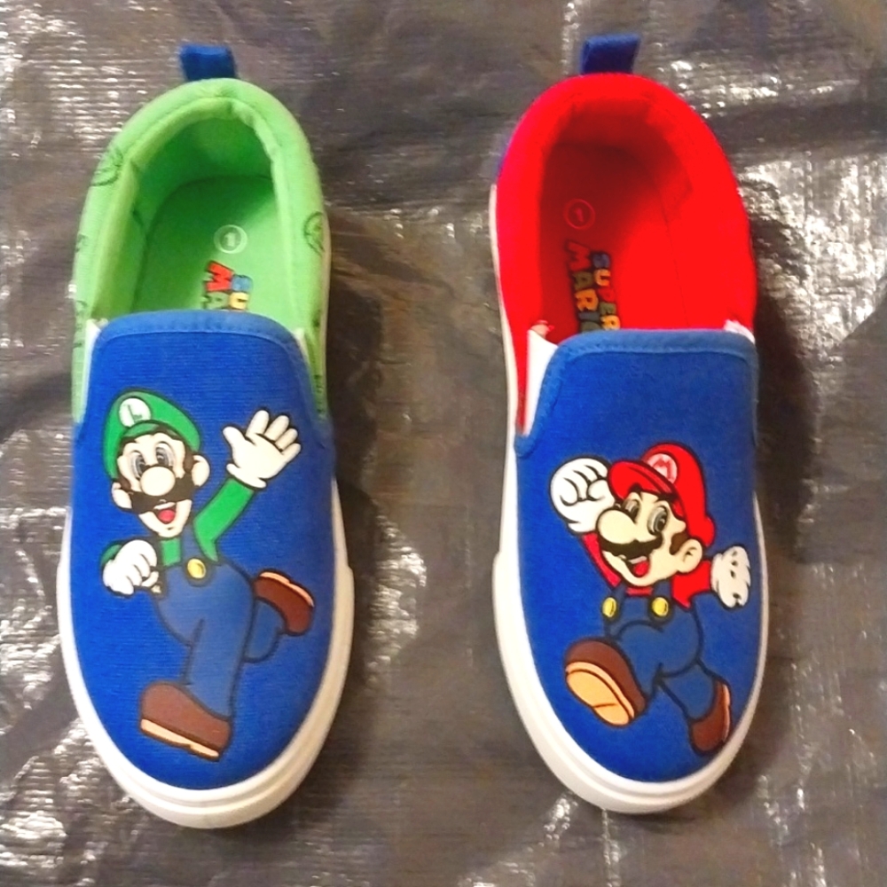 Super Mario Bros. Shoes